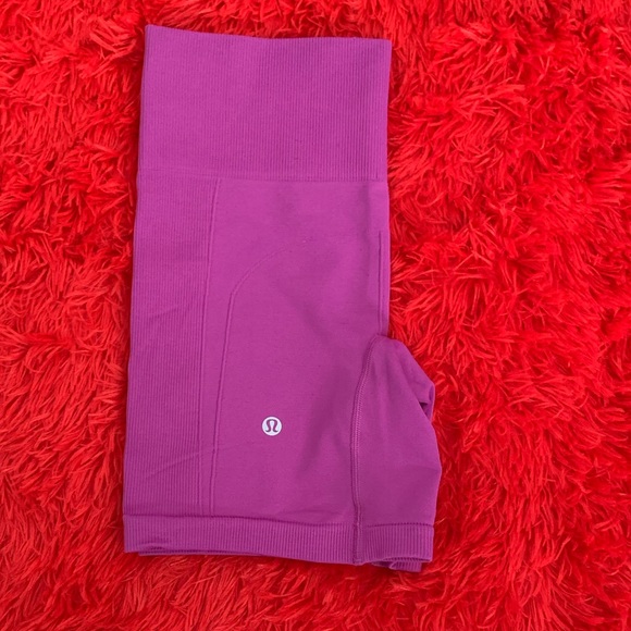 Lululemon Sculpt Short Ultra Violet. Size 6 - Picture 8 of 11
